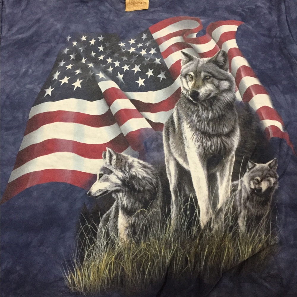 Wolf shirt